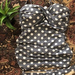 Two Peas in a Pod Polka dot maternity swimsuit